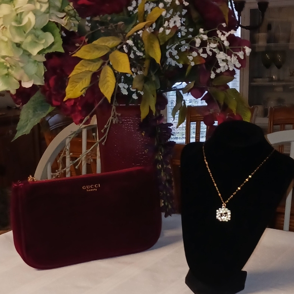 Gucci   Square shaped with pearls Zipper Pull on Unbranded Chain - Picture 2 of 6